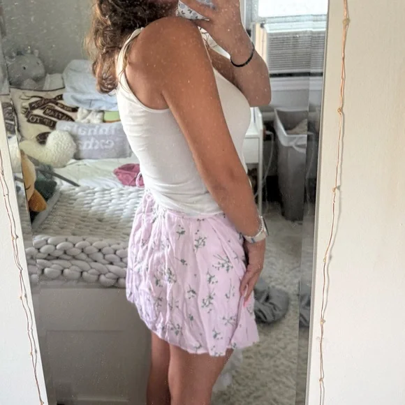 Sunday Best Light Pink Floral Skirt - Picture 2 of 5